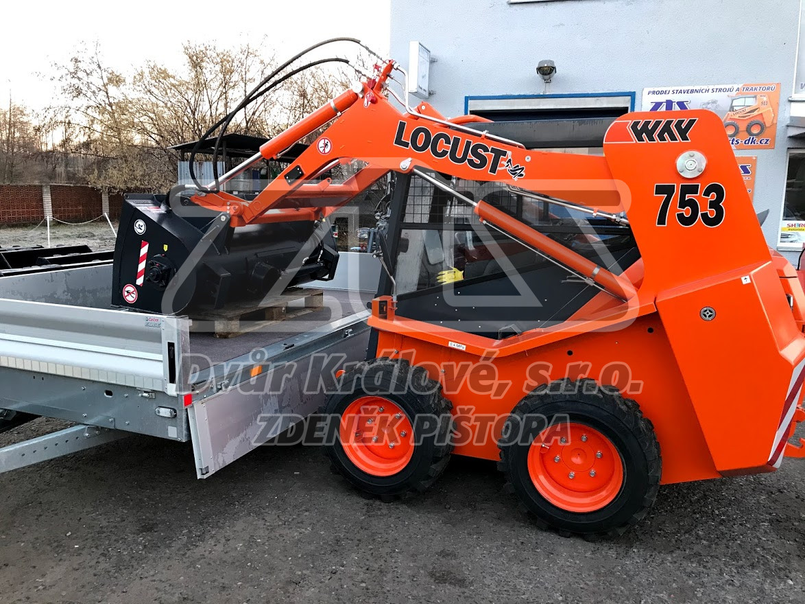 Smykový nakladač Locust L-753 (36kW) - Obrázek 5