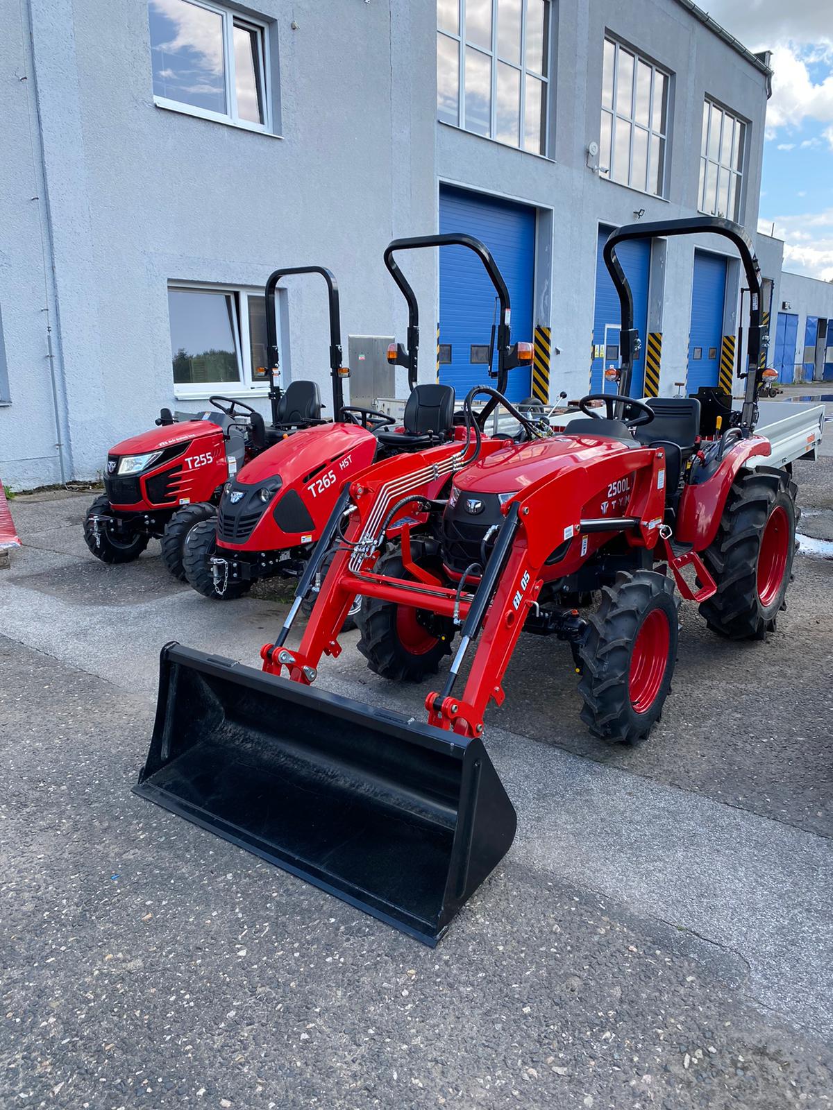 TRAKTOR TYM 2500L - Obrázek 5